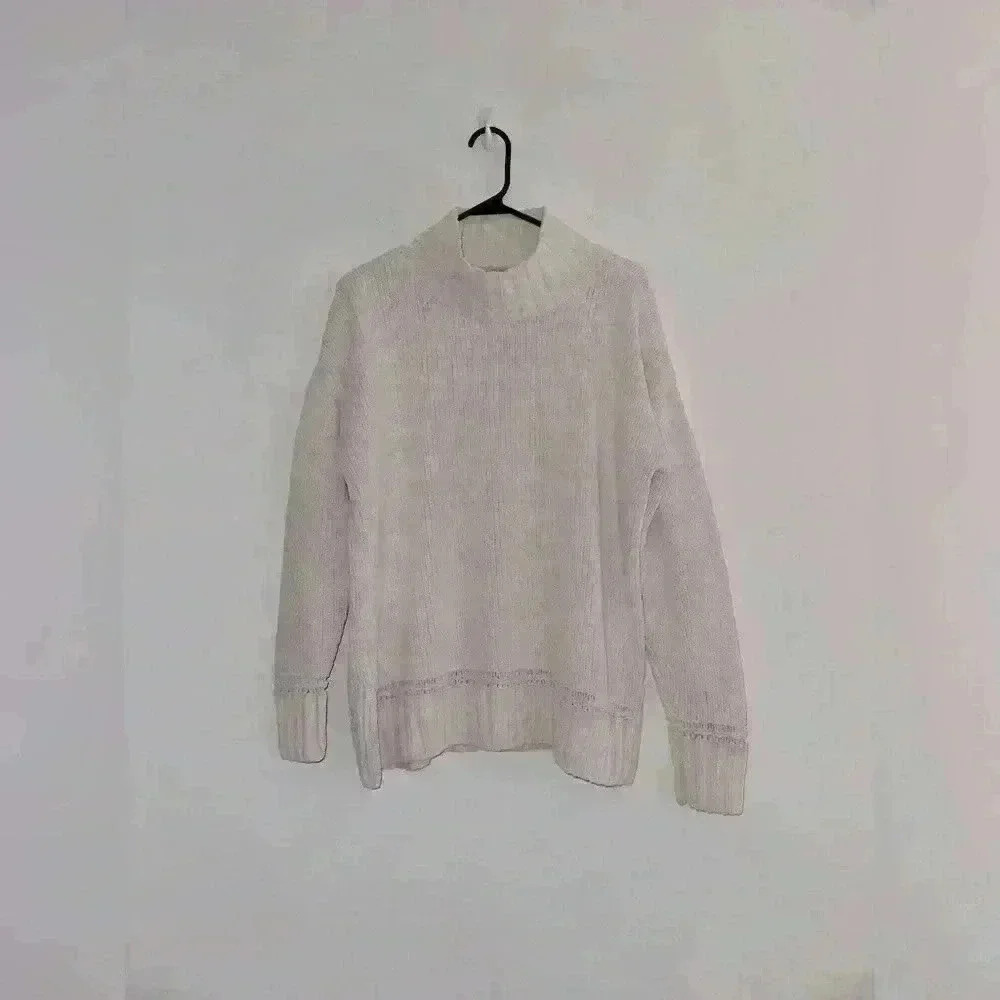 LOFT Oversized White Knit Mockneck Sweater in White, Medium Petite